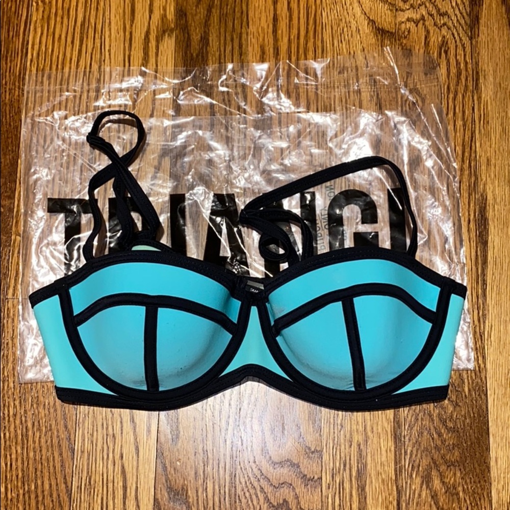 TRIANGL bathing suit top SMALL and bottom LARGE